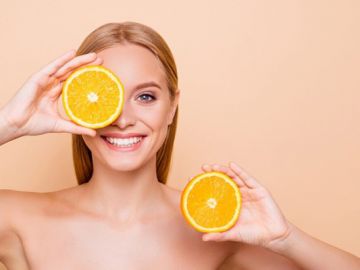 Những điều cần lưu ý khi dùng vitamin C giảm nếp nhăn ở tuổi 40