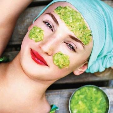 Đắp mặt nạ hoa quả mà da xấu đi, vì sao?