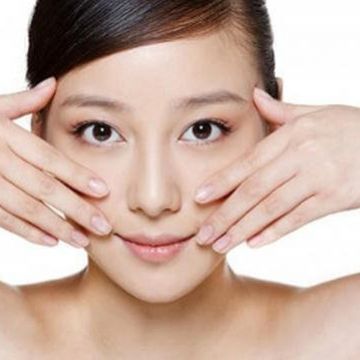 Các bước chăm sóc da mặt ban ngày