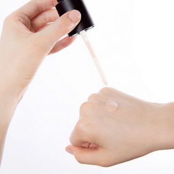 Tinh chất dưỡng da: Thành phần hoạt tính, lợi ích