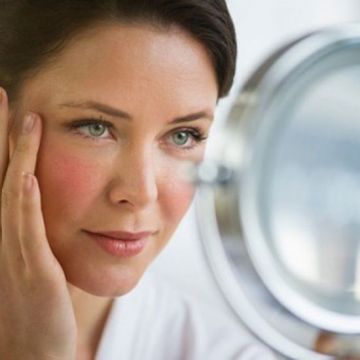 Chăm sóc da ở tuổi sau 40 và 50