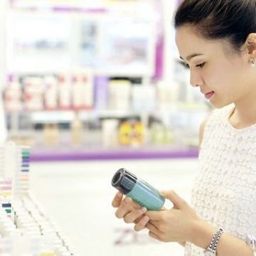 Cách chọn mỹ phẩm phù hợp, an toàn, tiết kiệm