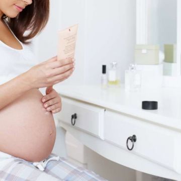 Các thành phần mỹ phẩm bà bầu nên tránh