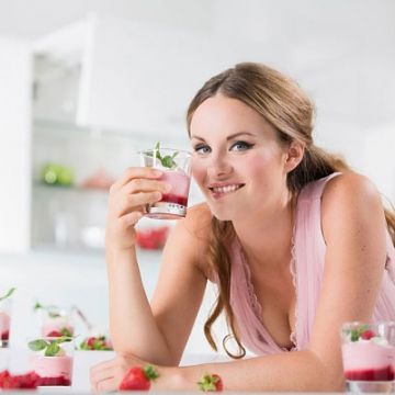 Sau sinh ngực vẫn đẹp như gái 18 nếu nhớ 4 điều này