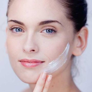 Hướng dẫn bạn tường tận cách chọn kem dưỡng ẩm cho da