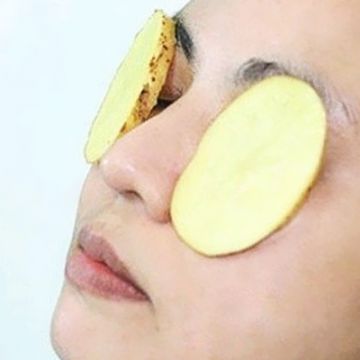Đánh tan thâm quầng mắt chỉ bằng lát khoai tây