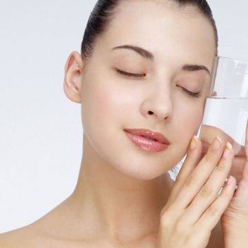 Cách ngăn tiết mồ hôi trong mùa hè hiệu quả