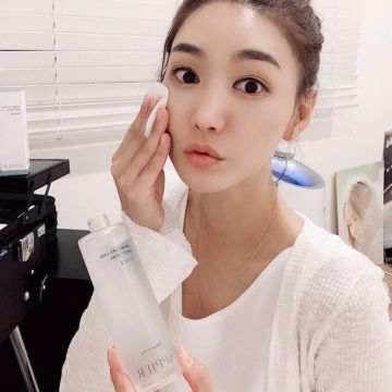 Mắc 3 lỗi dùng toner sau đảm bảo khiến bản thân tốn tiền mà chẳng có được làn da đẹp