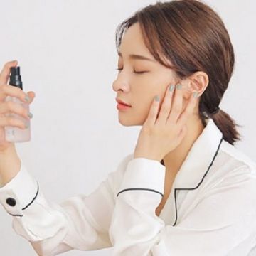 Xịt khoáng và những điều bạn cần biết trước khi sử dụng